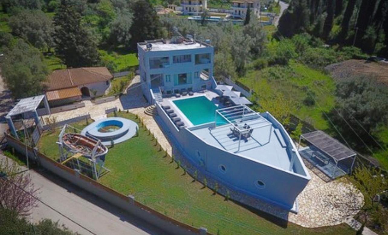 Boat Villa Γένι Εξωτερικό φωτογραφία